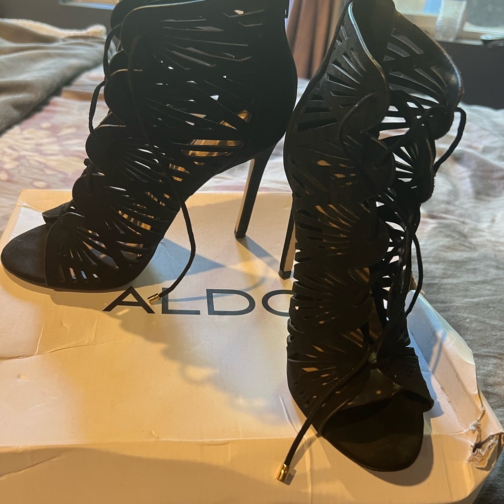 Aldo black suede heels